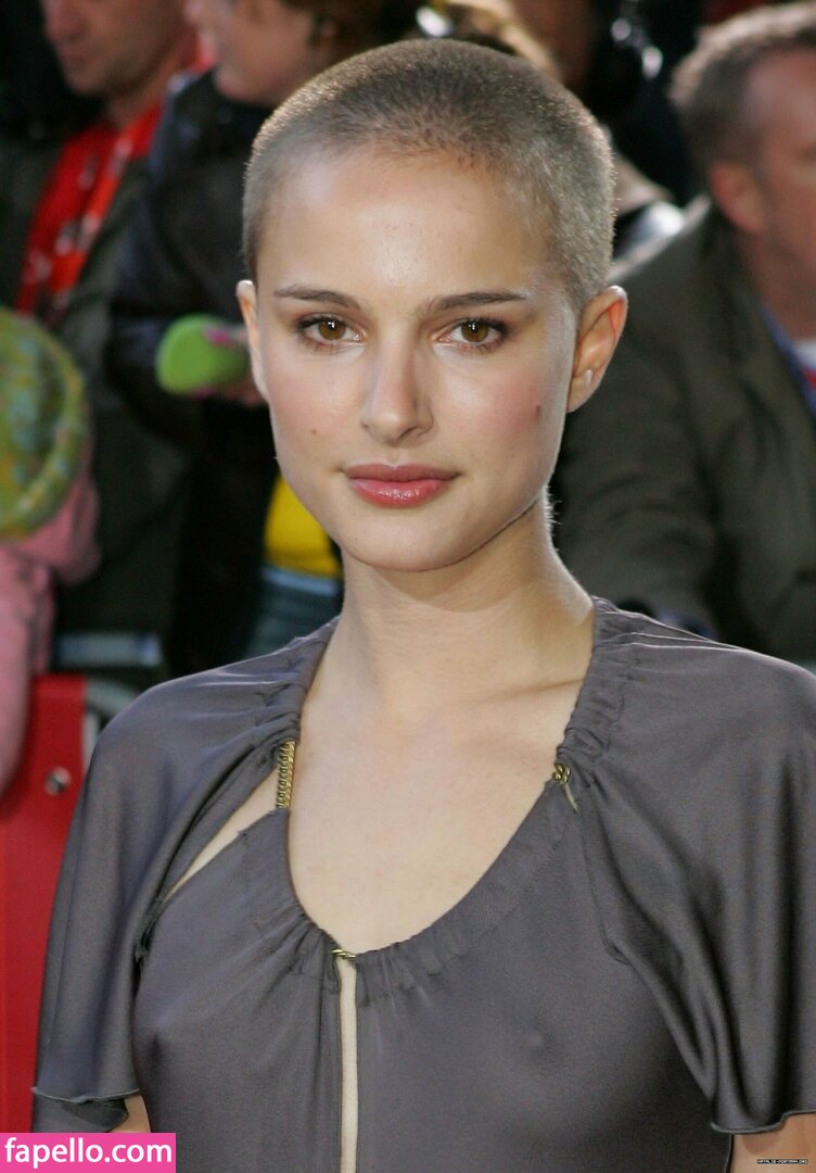 https://fapello.com/content/n/a/natalie-portman/1000/natalie-portman_0407.jpg