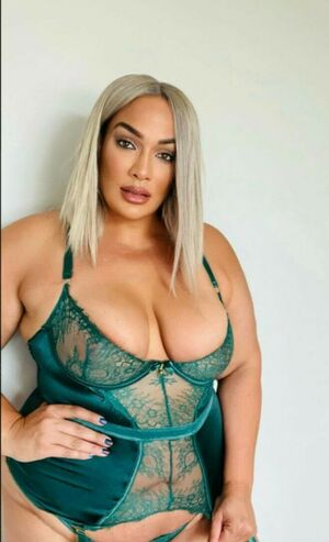 Nia Jax-Lina Fanene nude #0051