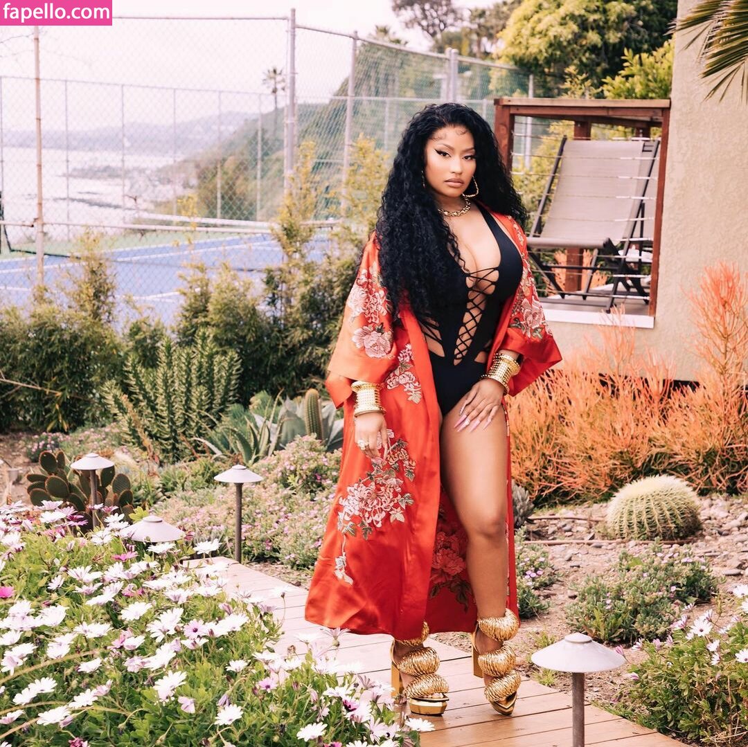 Nicki Minaj leaked nude photo #0345 (Nicki Minaj / nickiminaj)