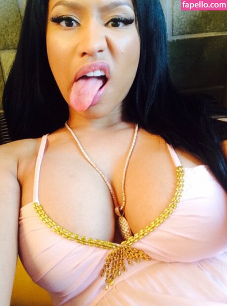 Nicki Minaj leaked nude photo #0415 (Nicki Minaj / nickiminaj)