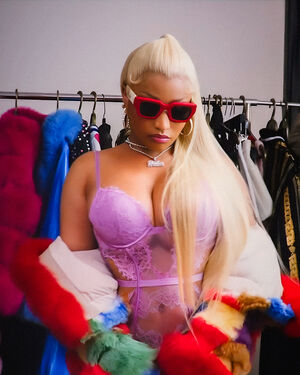 Nicki Minaj nude #0473