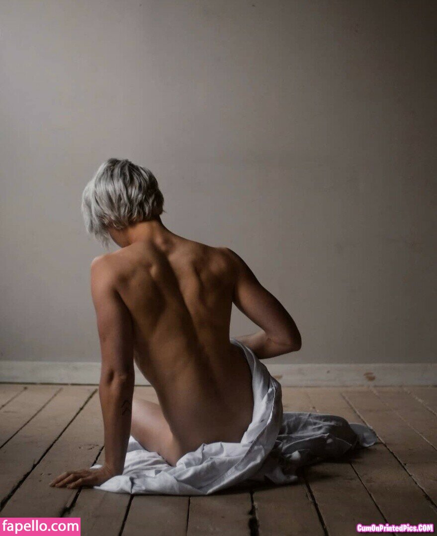 Nicole coenen naked