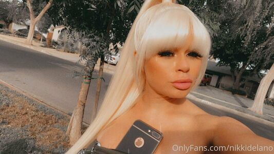 nikkidelano nude #0400