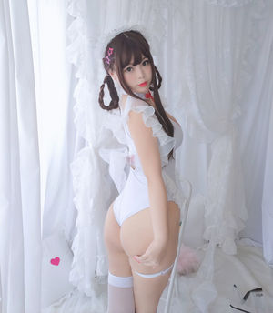 niyeye2019 nude #0041