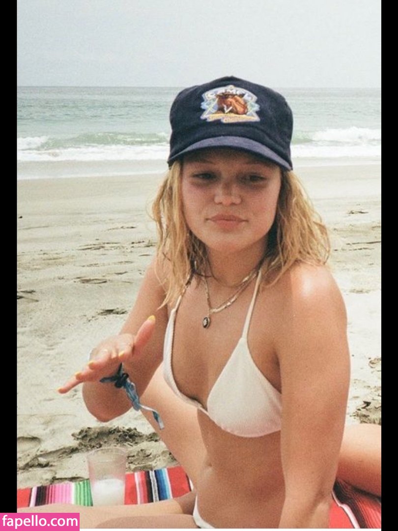 Olivia Holt / olivia_holt Nude Leaked Photo #2 - Fapello