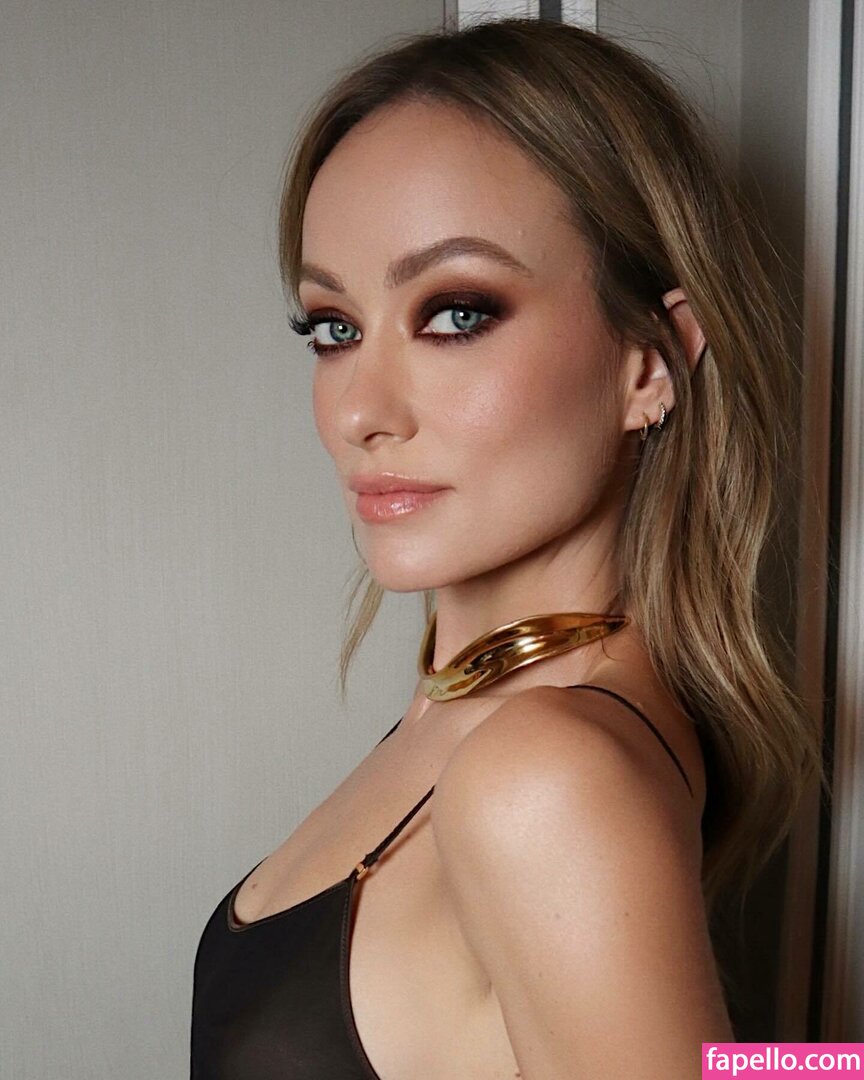 https://fapello.com/content/o/l/olivia-wilde/2000/olivia-wilde_1231.jpg