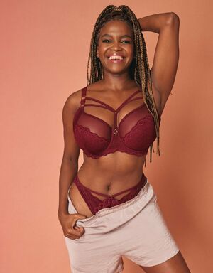 Oti Mabuse nude #0017