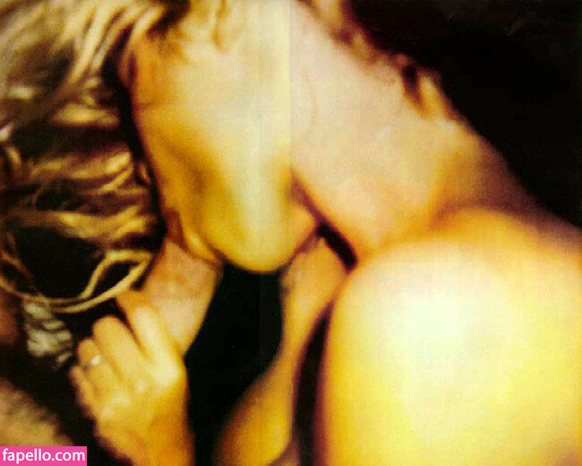 Pamela Anderson leaked nude photo #0371 (Pamela Anderson / mepamelaanderson / pamelaanderson)