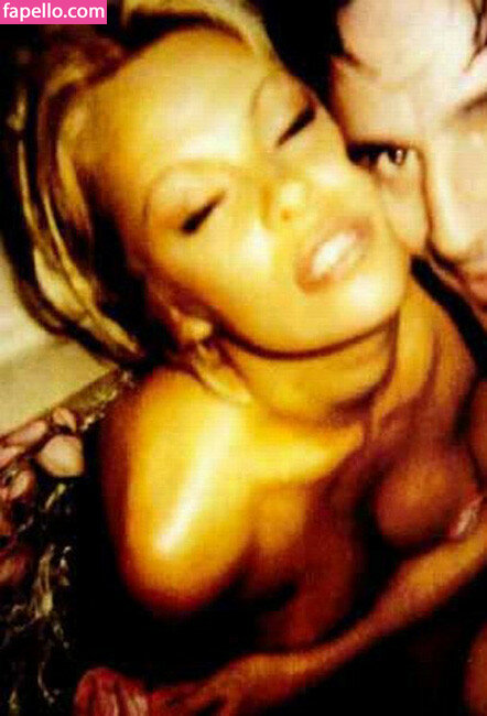 Pamela Anderson leaked nude photo #0372 (Pamela Anderson / mepamelaanderson / pamelaanderson)