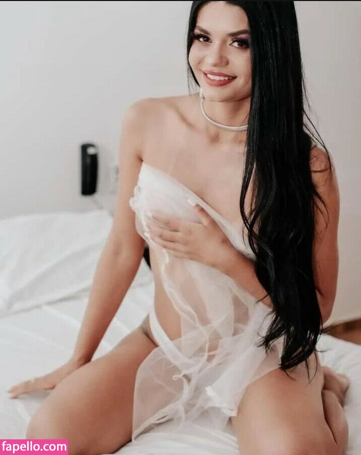 https://fapello.com/content/p/a/paula-kamaisaka/1000/paula-kamaisaka_0024.jpg