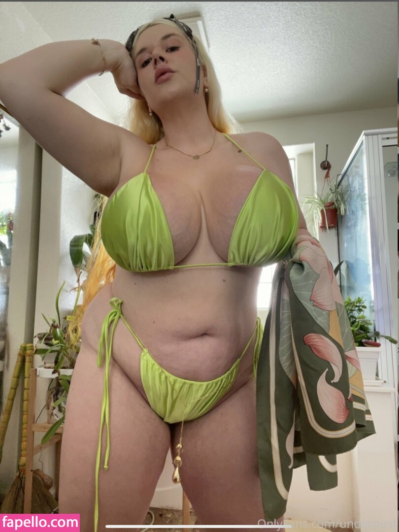 Penny Brown / Penny_Underbust / underbust Nude Leaked OnlyFans Photo #199 -  Fapello