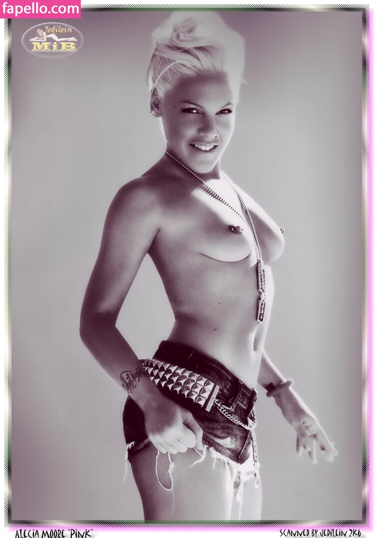 Pink leaked nude photo #0060 (Pink / Alecia Beth Moore / pinksuicide)