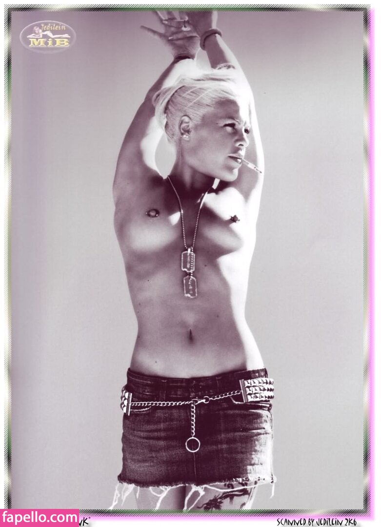 Pink leaked nude photo #0076 (Pink / Alecia Beth Moore / pinksuicide)