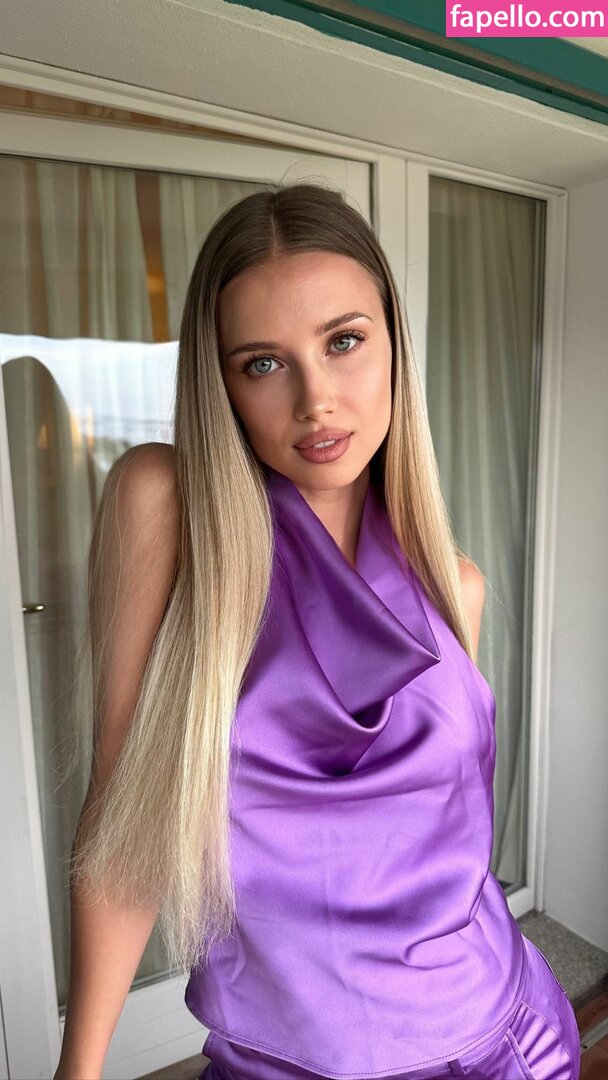 Polina Malinovskaya Polinamalinovskaya Nude Leaked Onlyfans Photo