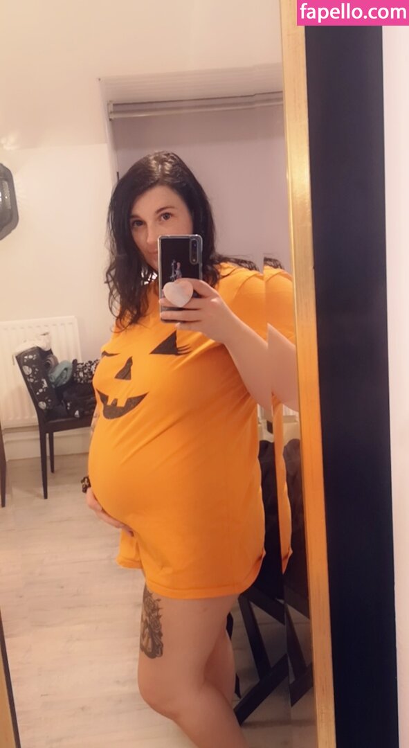 pregnantmamamsalicefury leaked nude photo #0003 (pregnantmamamsalicefury / MsAliceFury)