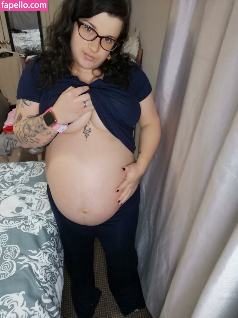 pregnantmamamsalicefury leaked nude photo #0326 (pregnantmamamsalicefury / MsAliceFury)