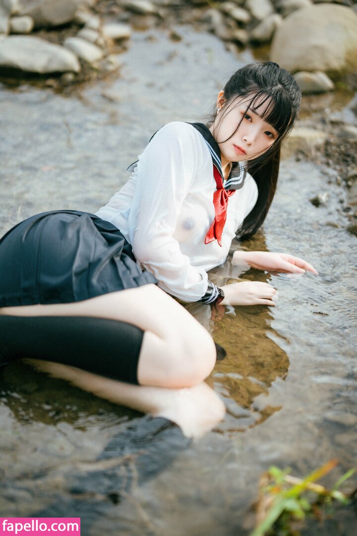 落落Raku leaked nude photo #0030 (落落Raku / raku66666 / rakuraku166)