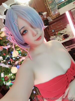 rinya.cos nude #0049