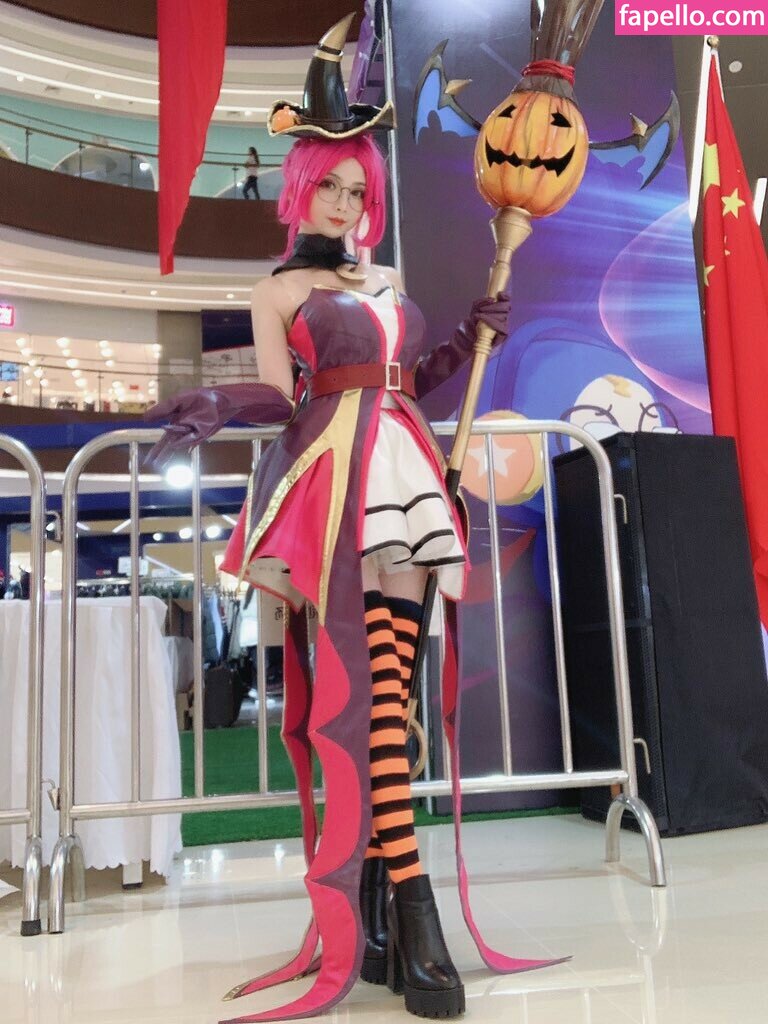 https://fapello.com/content/r/i/rioko-cosplay/1000/rioko-cosplay_0301.jpg