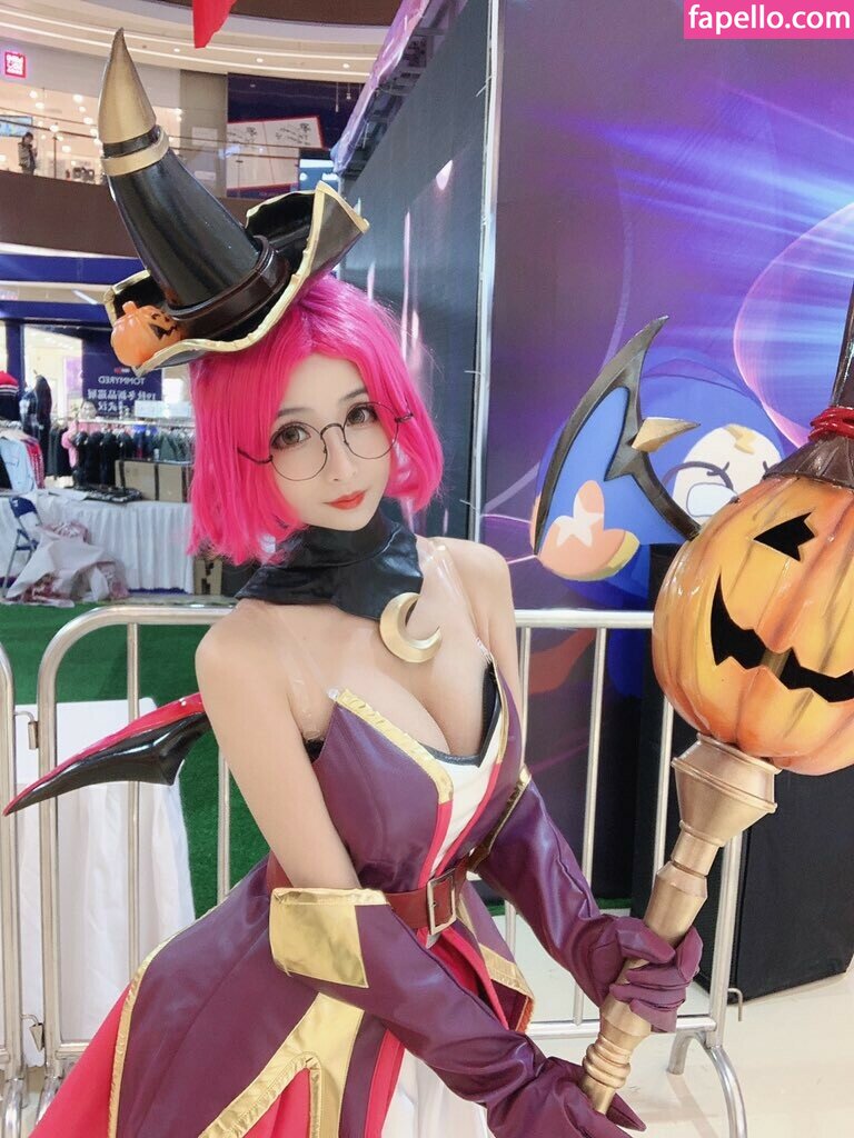 https://fapello.com/content/r/i/rioko-cosplay/1000/rioko-cosplay_0309.jpg