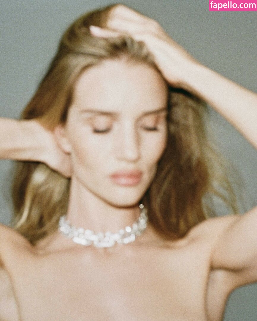 Rosie Huntington-Whiteley leaked nude photo #0158 (Rosie Huntington-Whiteley / rosiehw)