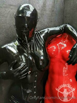 rubberfreak nude #0014