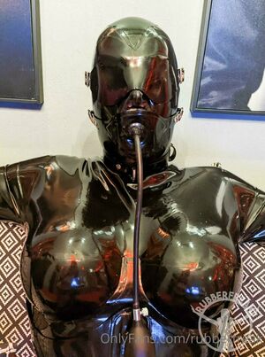 rubberfreak nude #0018