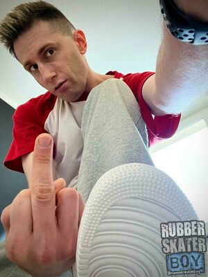 rubberskaterboy nude #0179