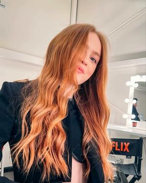 Sadie Sink nude #0765