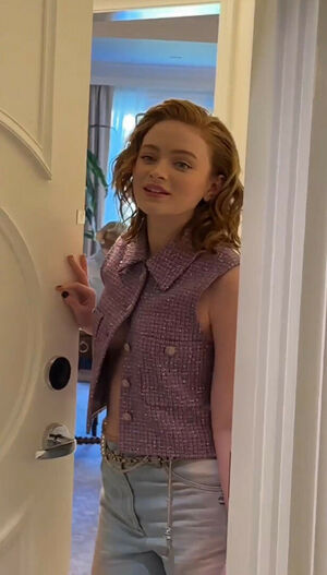 Sadie Sink nude #0773