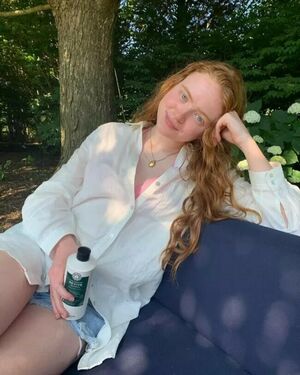 Sadie Sink nude #0892