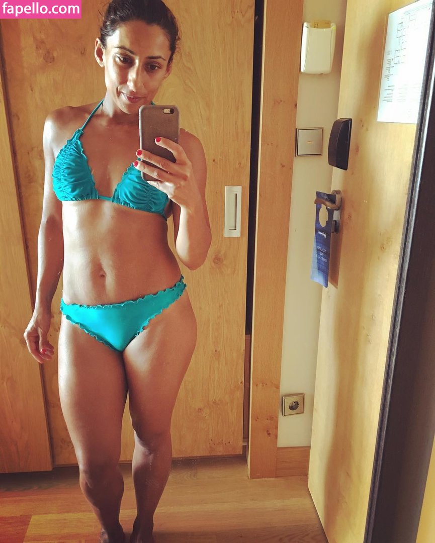 Saira Khan leaked nude photo #0005 (Saira Khan / iamsairakhan / sairasbum)