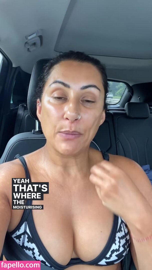 Saira Khan erome Latest Exclusive Leaked Photos