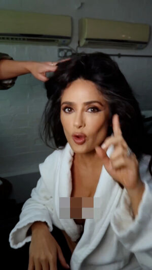 Salma Hayek nude #1099