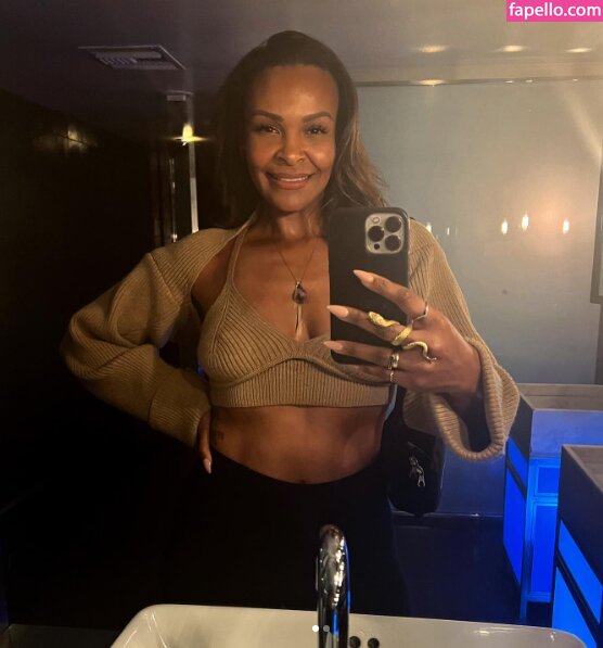 Samantha Mumba leaked nude photo #0055 (Samantha Mumba / samanthamumba)