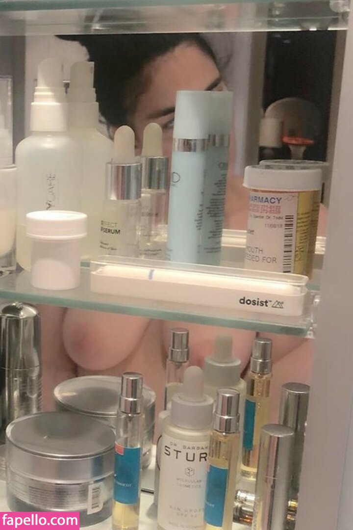 Sarah Silverman leaked nude photo #0141 (Sarah Silverman / dailyxdesiresx / sarahkatesilverman)