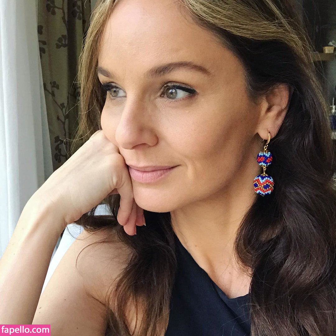 Sarah Wayne Callies leaked nude photo #0004 (Sarah Wayne Callies / sarahwaynecallies)