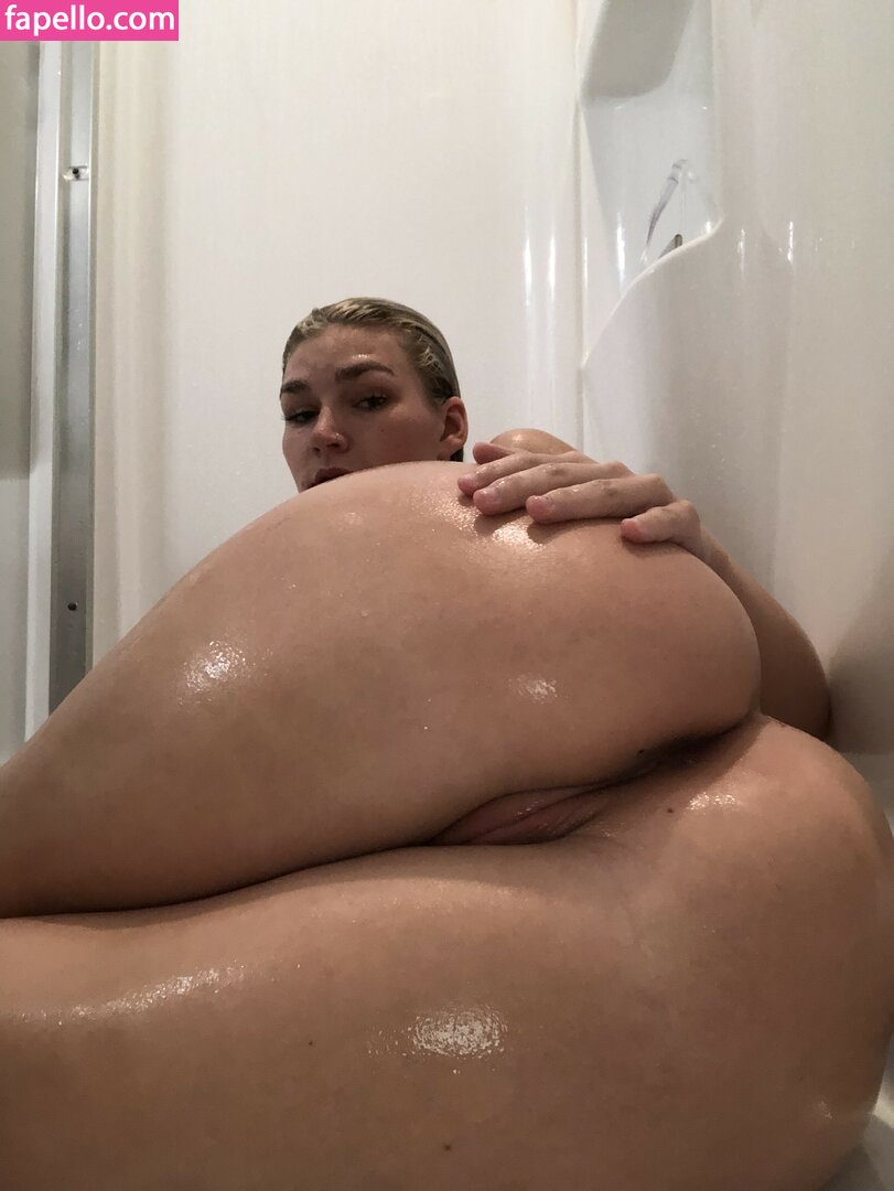 Savannah Lewis leaked nude photo #0001 (Savannah Lewis / savannahlewis / savbaby1919 / savylewis)