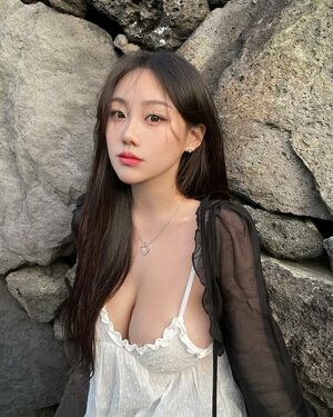 Sejinming nude #0186