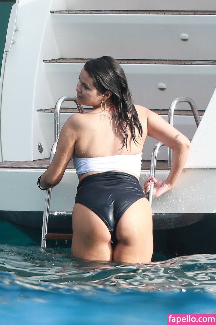 Selena Gomez leaked nude photo #3981 (Selena Gomez / selena.gomez / selenagomez)