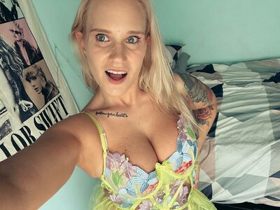 Shazza McKenzie nude #0181