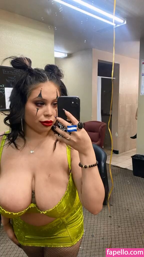 Sheila L Shinchilla Sheilaaraoz Nude Leaked Onlyfans Photo