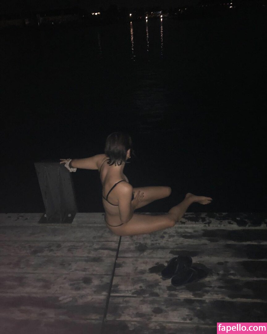 Shelley Hennig leaked nude photo #0106 (Shelley Hennig / shelleyhennig)