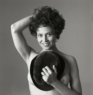 Sigourney Weaver nude #0010