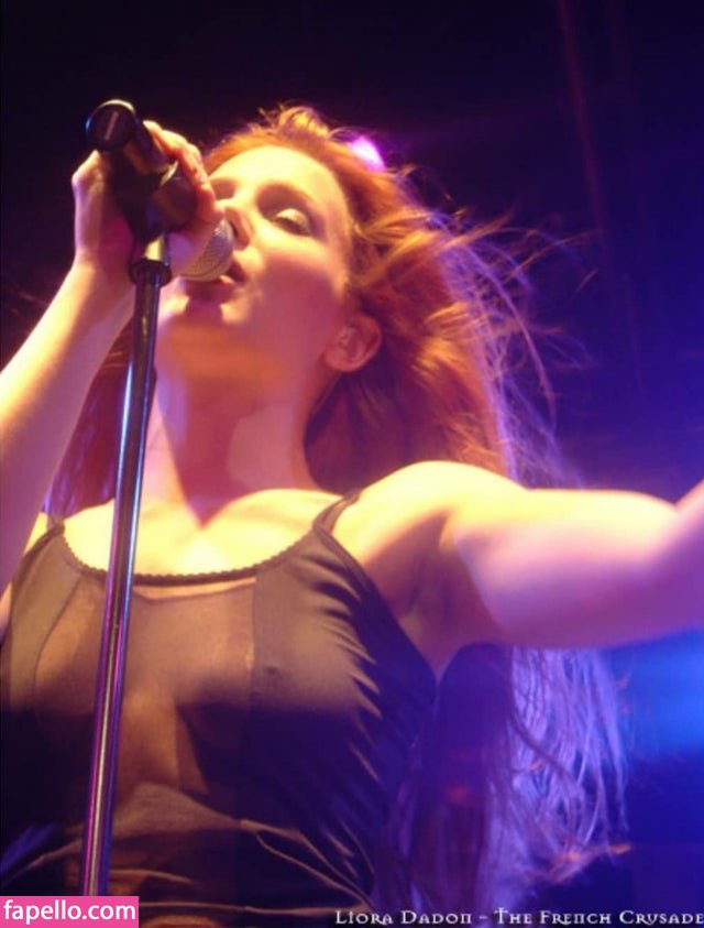 Simone Simons leaked nude photo #0001 (Simone Simons / simonesimons)