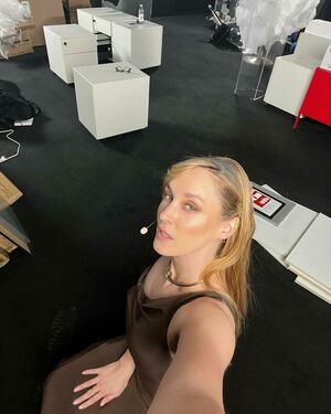 Sjokz nude #0870