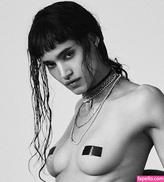 Sofia Boutella leaked nude photo #0037 (Sofia Boutella / sofisia7)