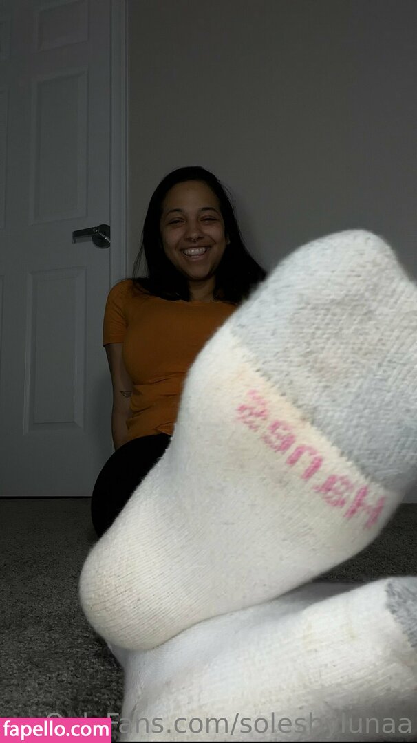 solesbylunaa leaked nude photo #0032 (solesbylunaa / they_call_me_gabbyy)