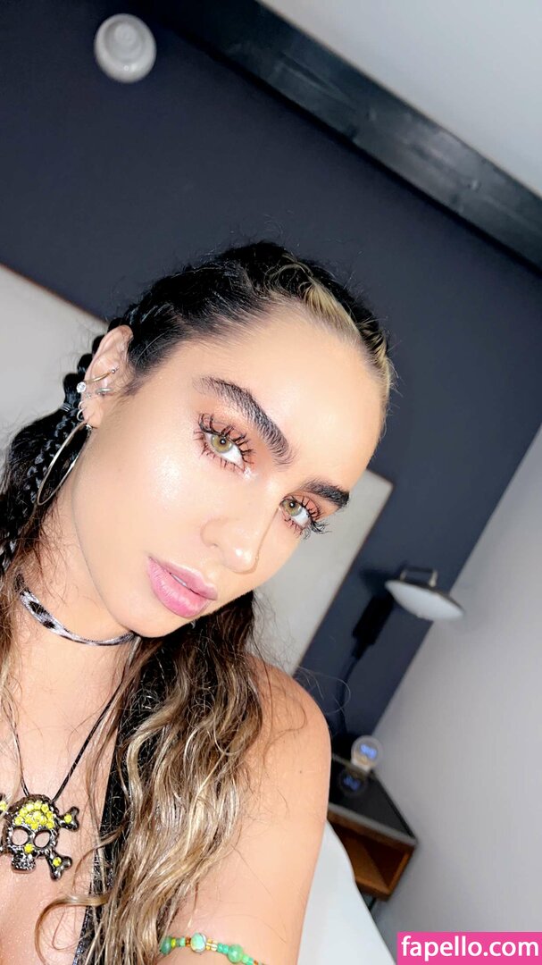 Sommer Ray leaked nude photo #2079 (Sommer Ray / sommer-ray / sommerray)