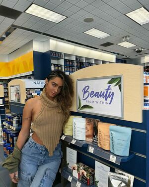 Sommer Ray nude #2613